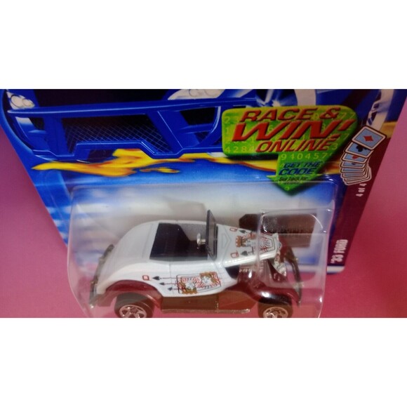 2002 Hot Wheels 33 Ford Queen of Spades 4 of 4 # 074 New On Card Diecast 1:64 - Picture 3 of 6